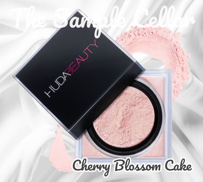 Huda Beauty - Easy Bake Loose Powder