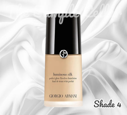 Giorgio Armani - Luminous Silk Foundation