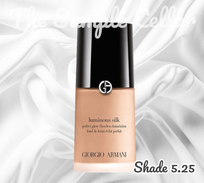 Giorgio Armani - Luminous Silk Foundation