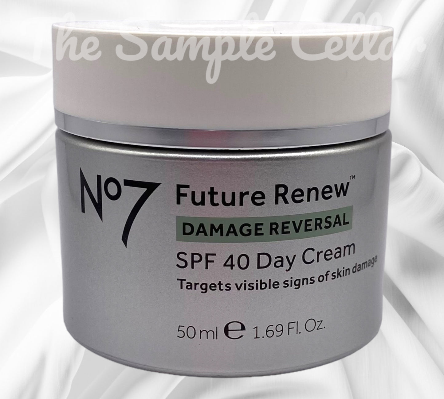 No7 - Future Renew Damage Reversal SPF40 Day Cream